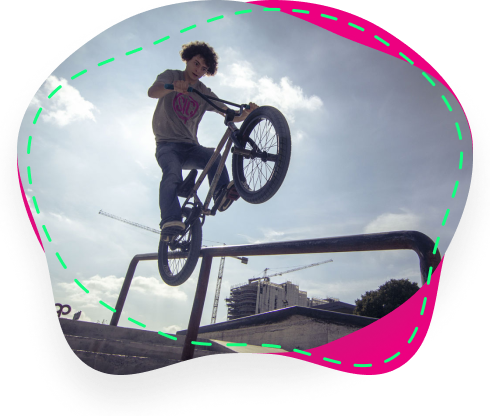 ragazzo su BMX